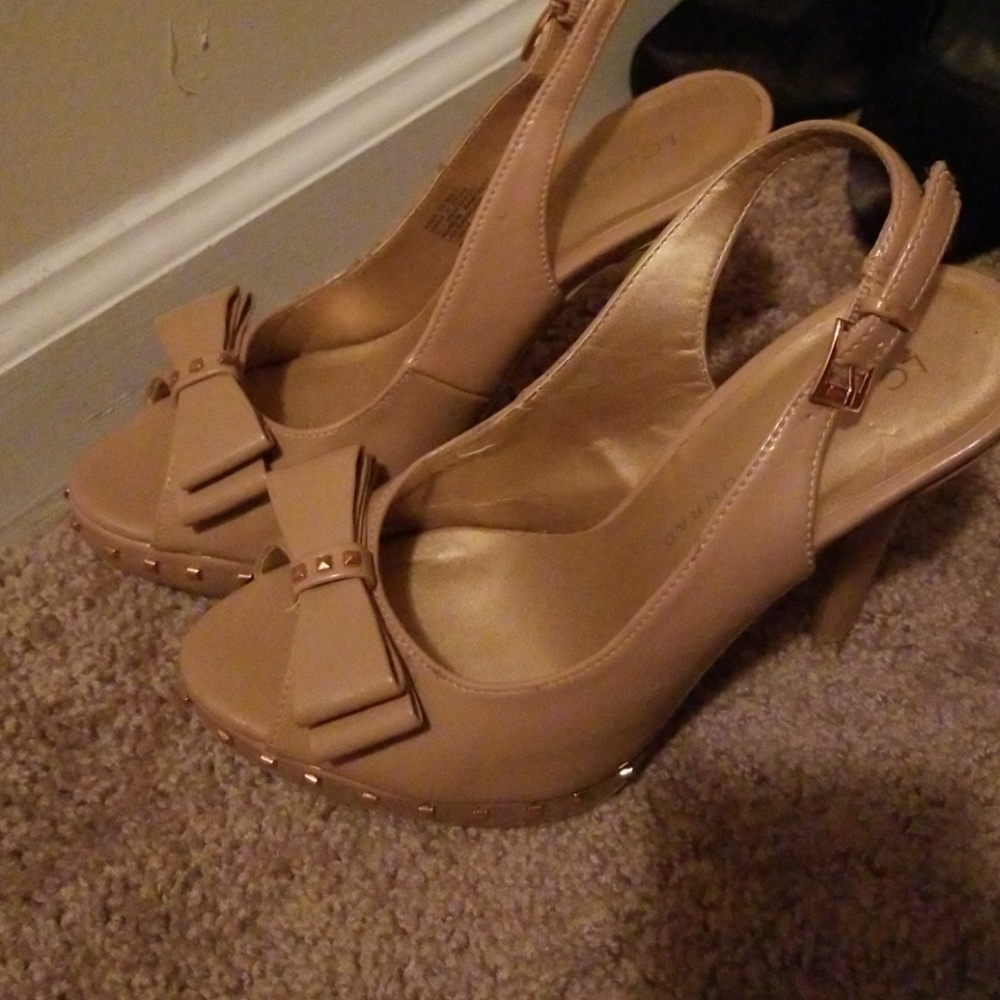Tan heel - Picture 3 of 4
